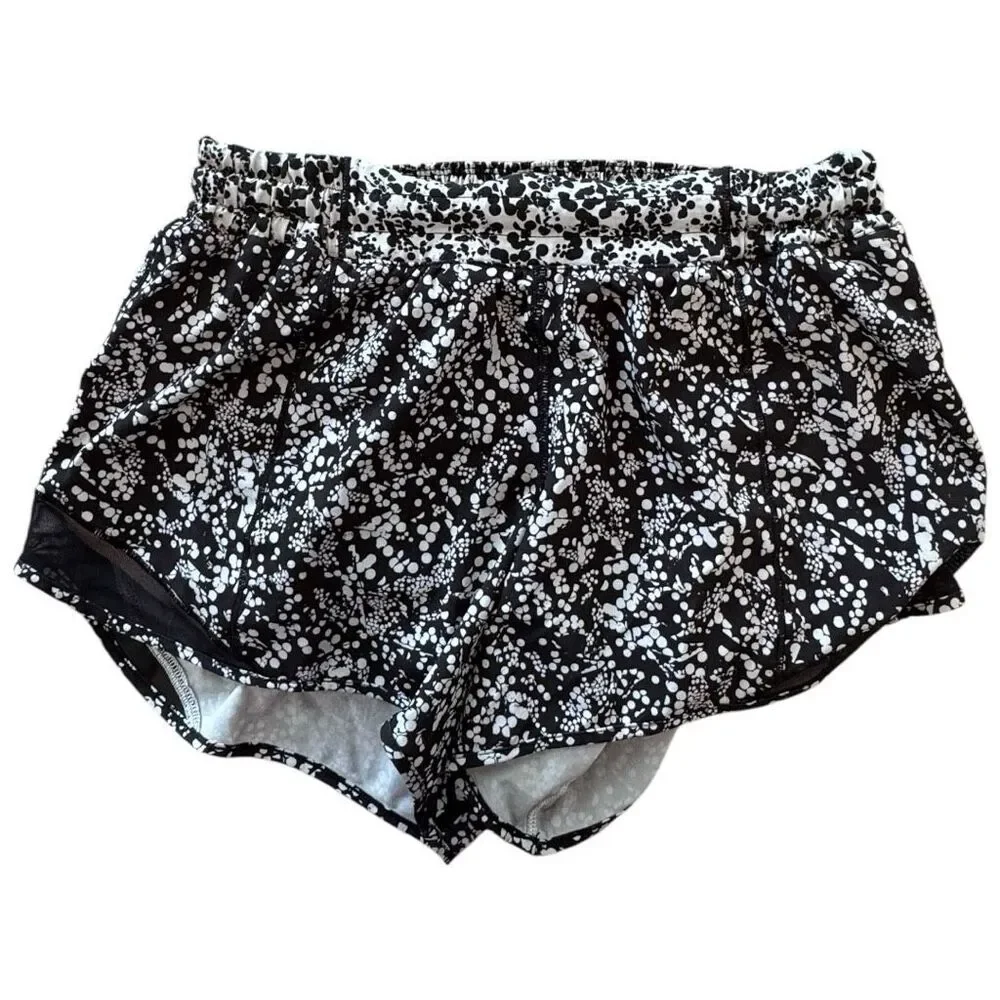 Lululemon Hotty Hot Mesh Edge Shorts Size 6 Chirasu Black White 4